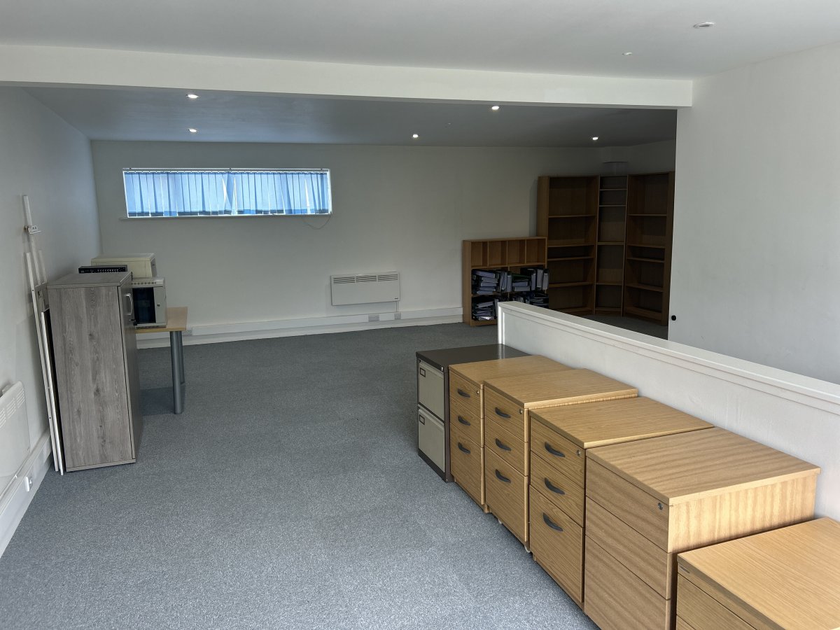 Office in Nottingham - photo 4
