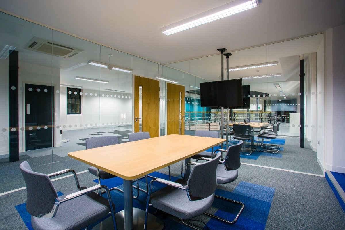 Office in Nottingham - photo 4
