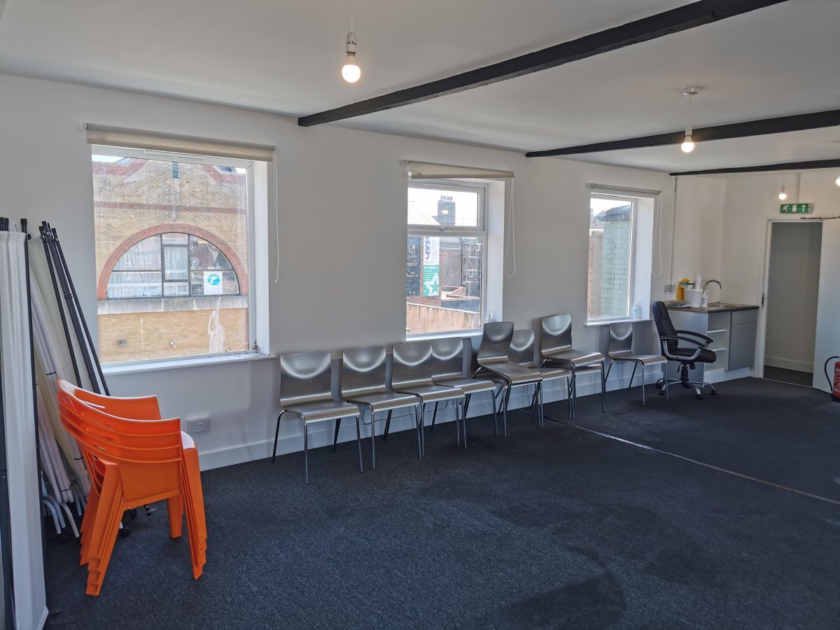 Office in Great Yarmouth - photo 3
