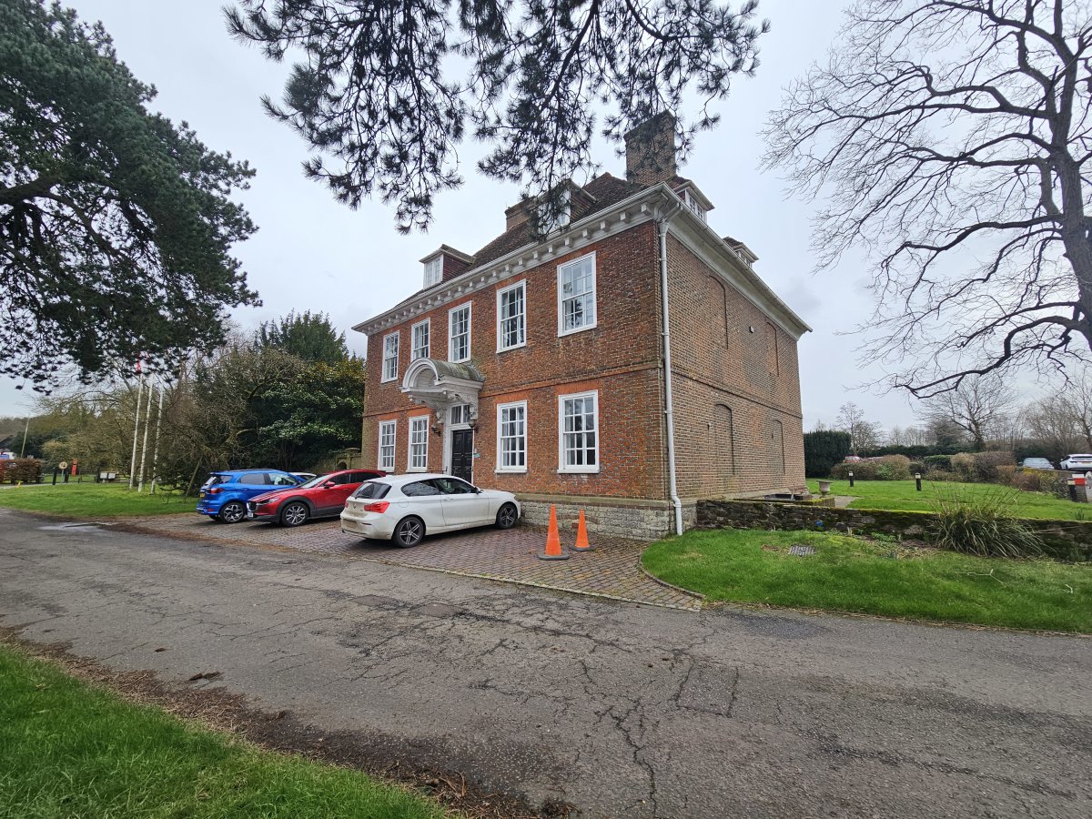 Office in Sevenoaks - photo 2