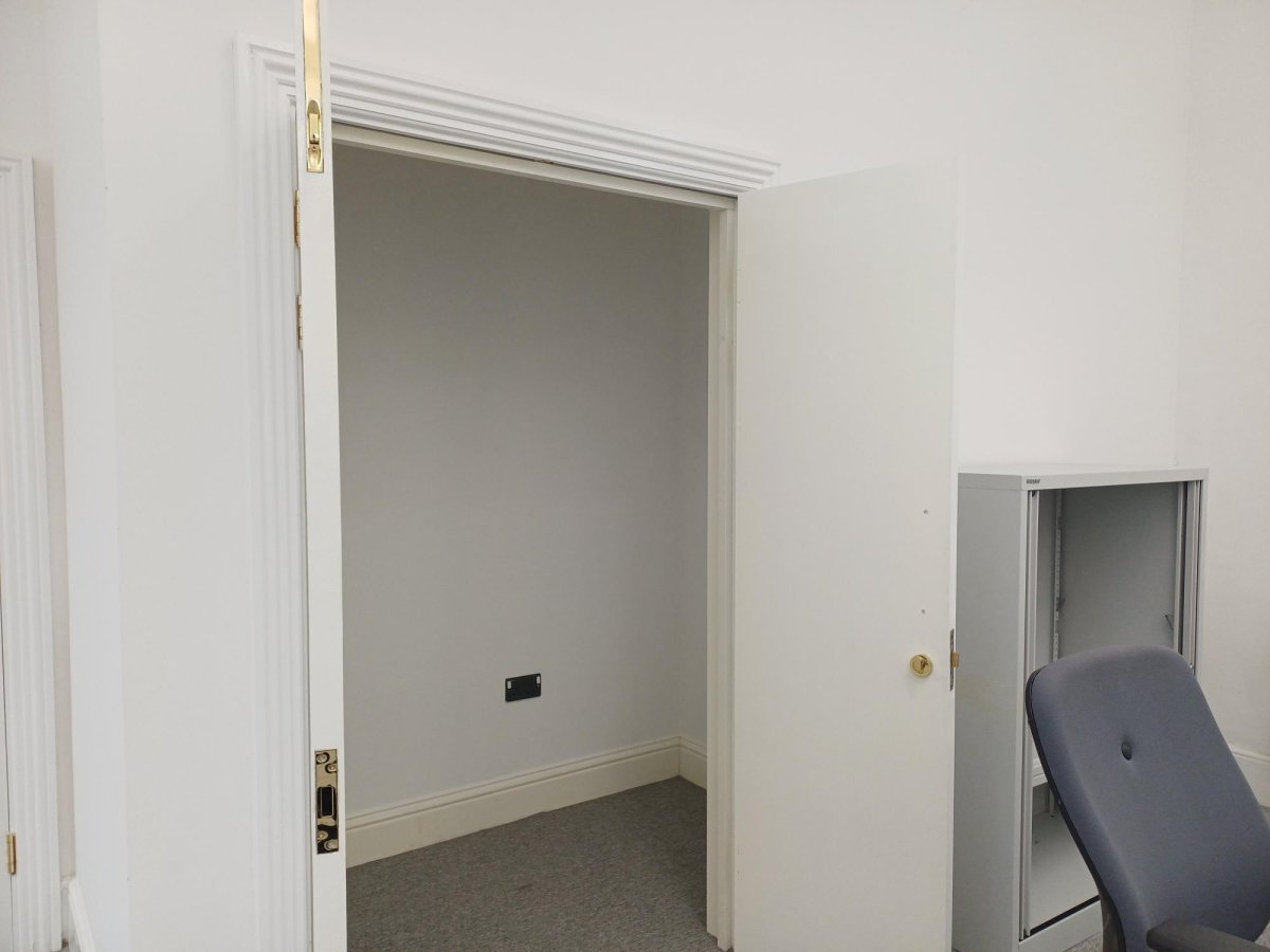 Office in Penzance - photo 4