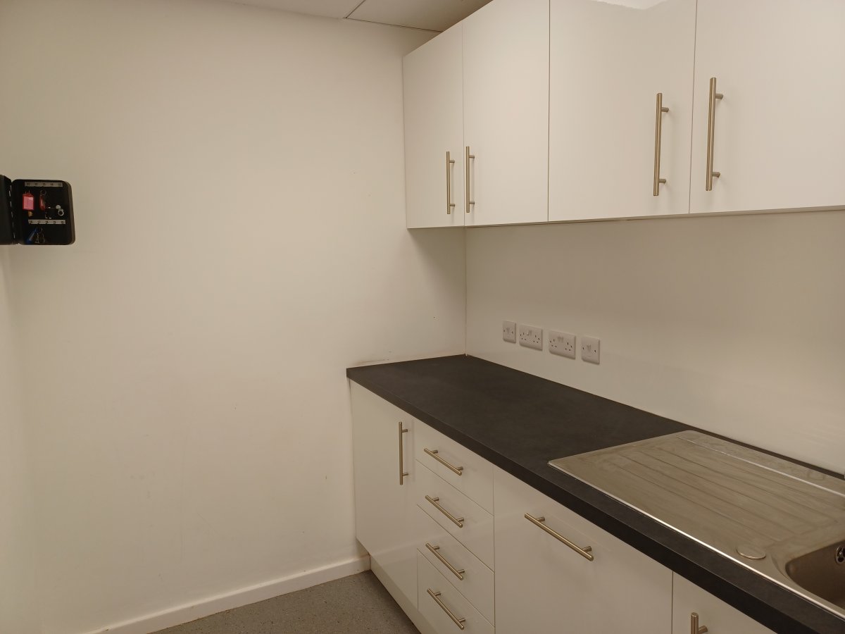 Office in Exeter - photo 4