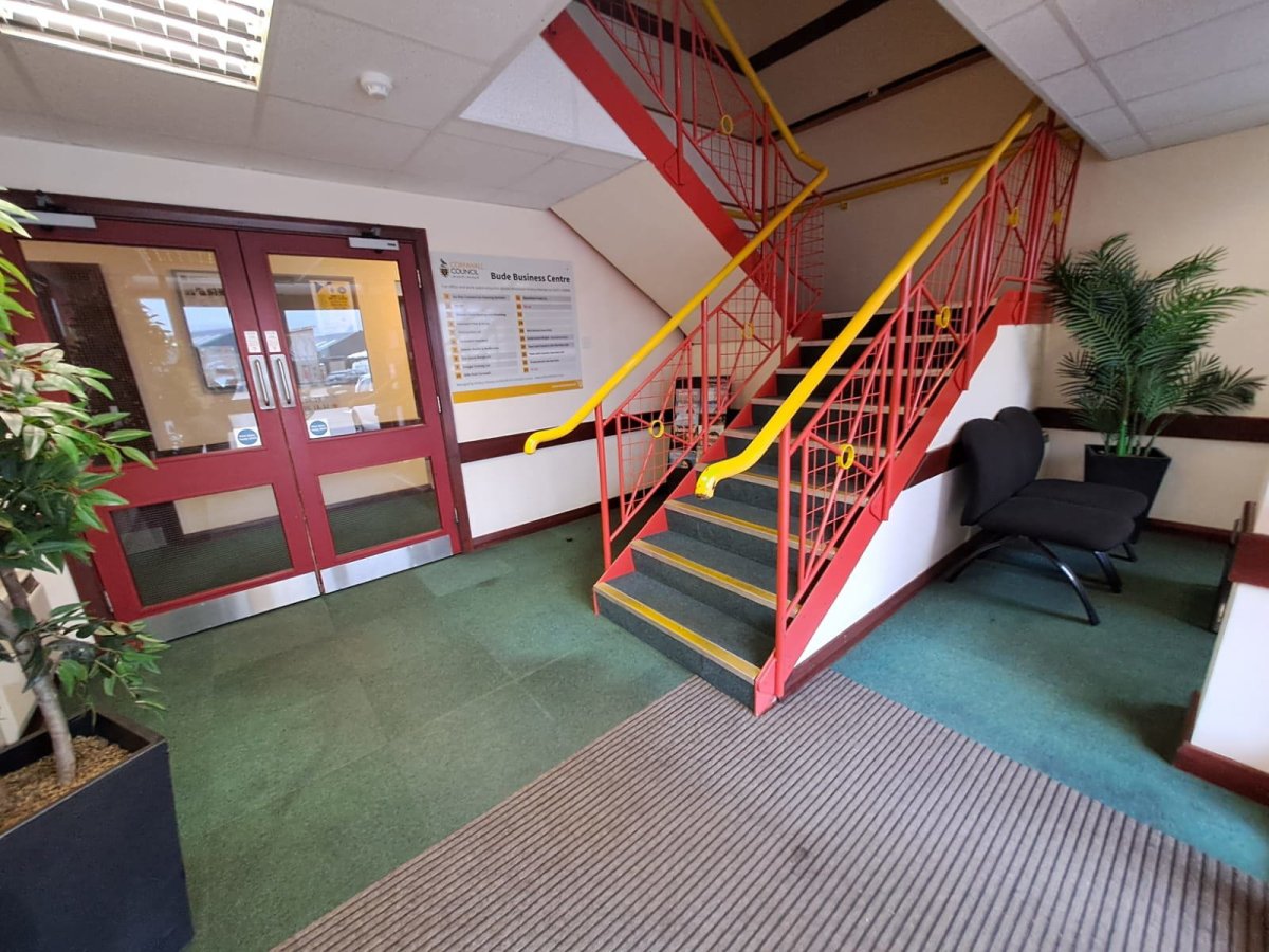 Office in Bude - photo 2