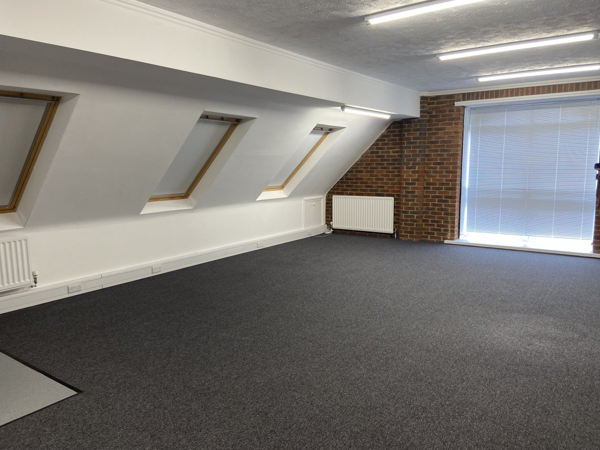 Office in Southampton - photo 2