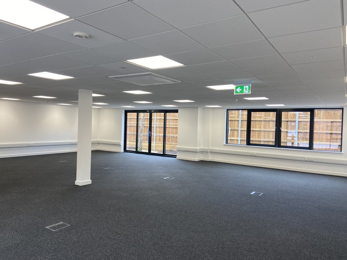 Office in Romsey - photo 4