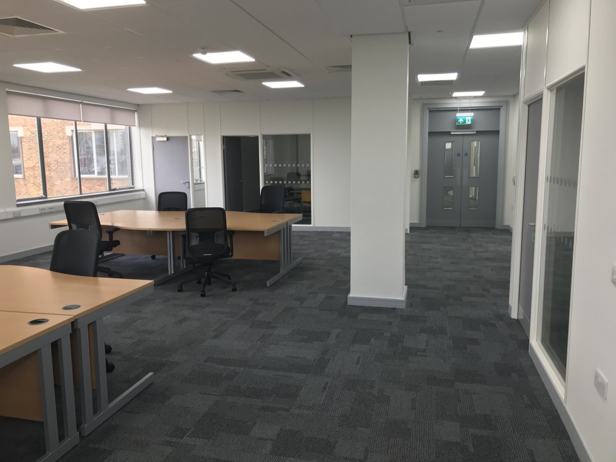 Office in London - photo 3