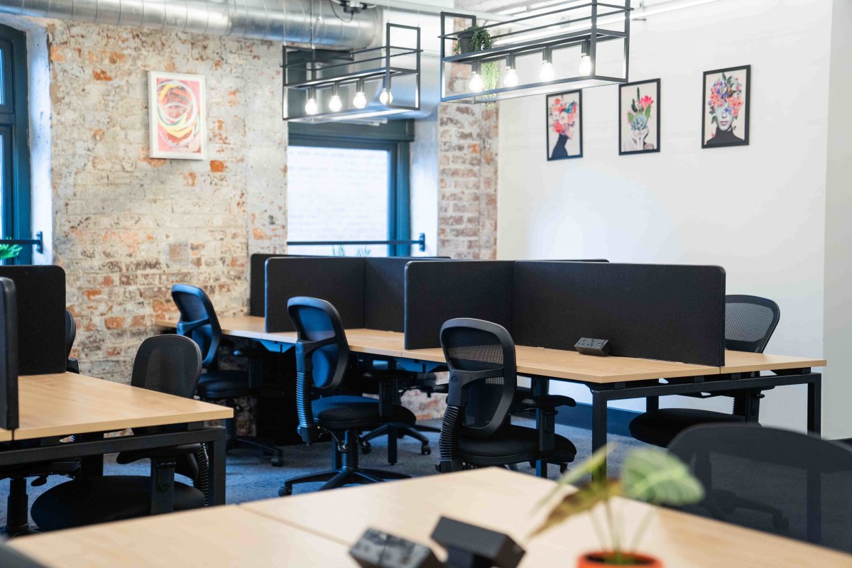 Office in Wakefield - photo 3
