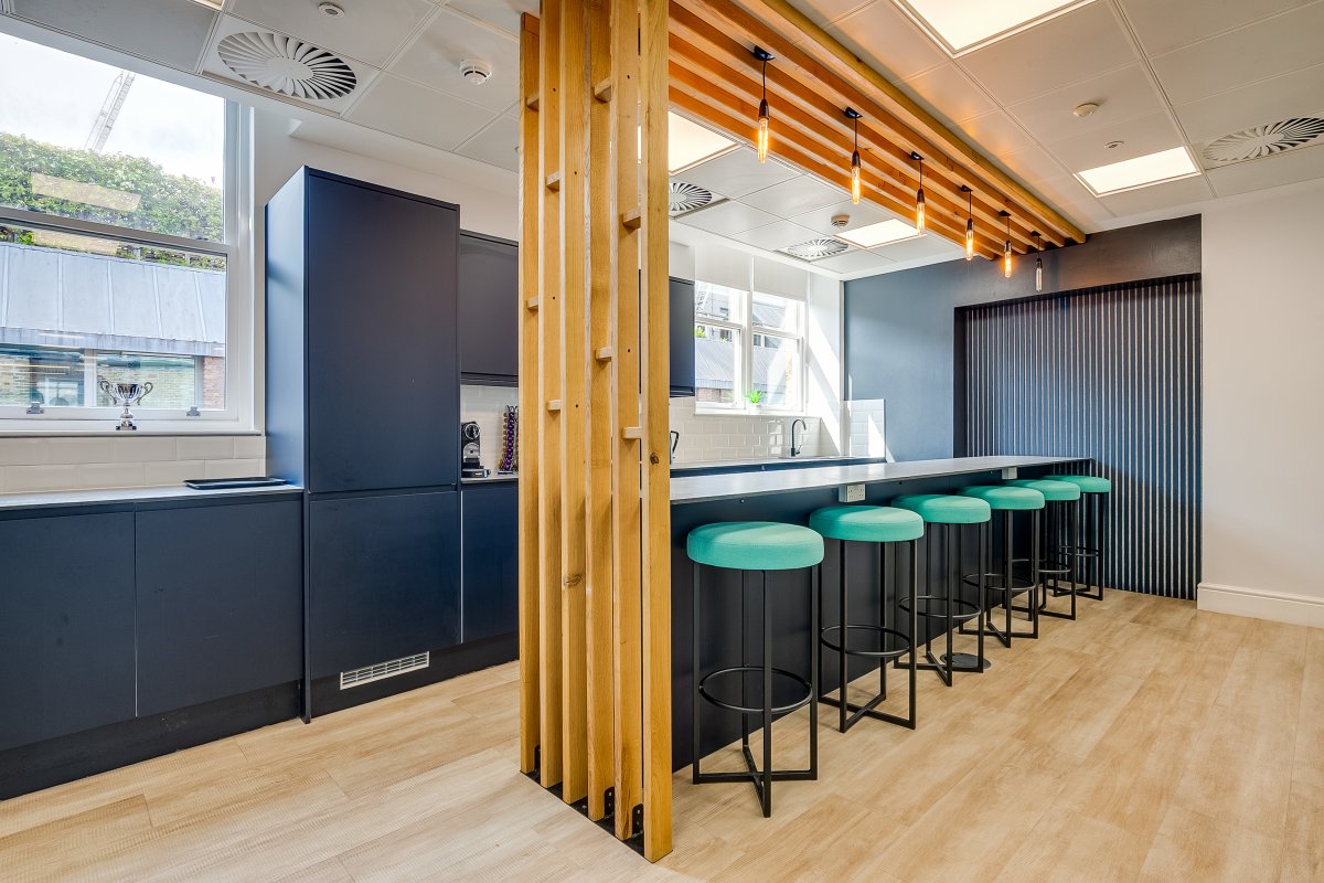 Office in London - photo 2