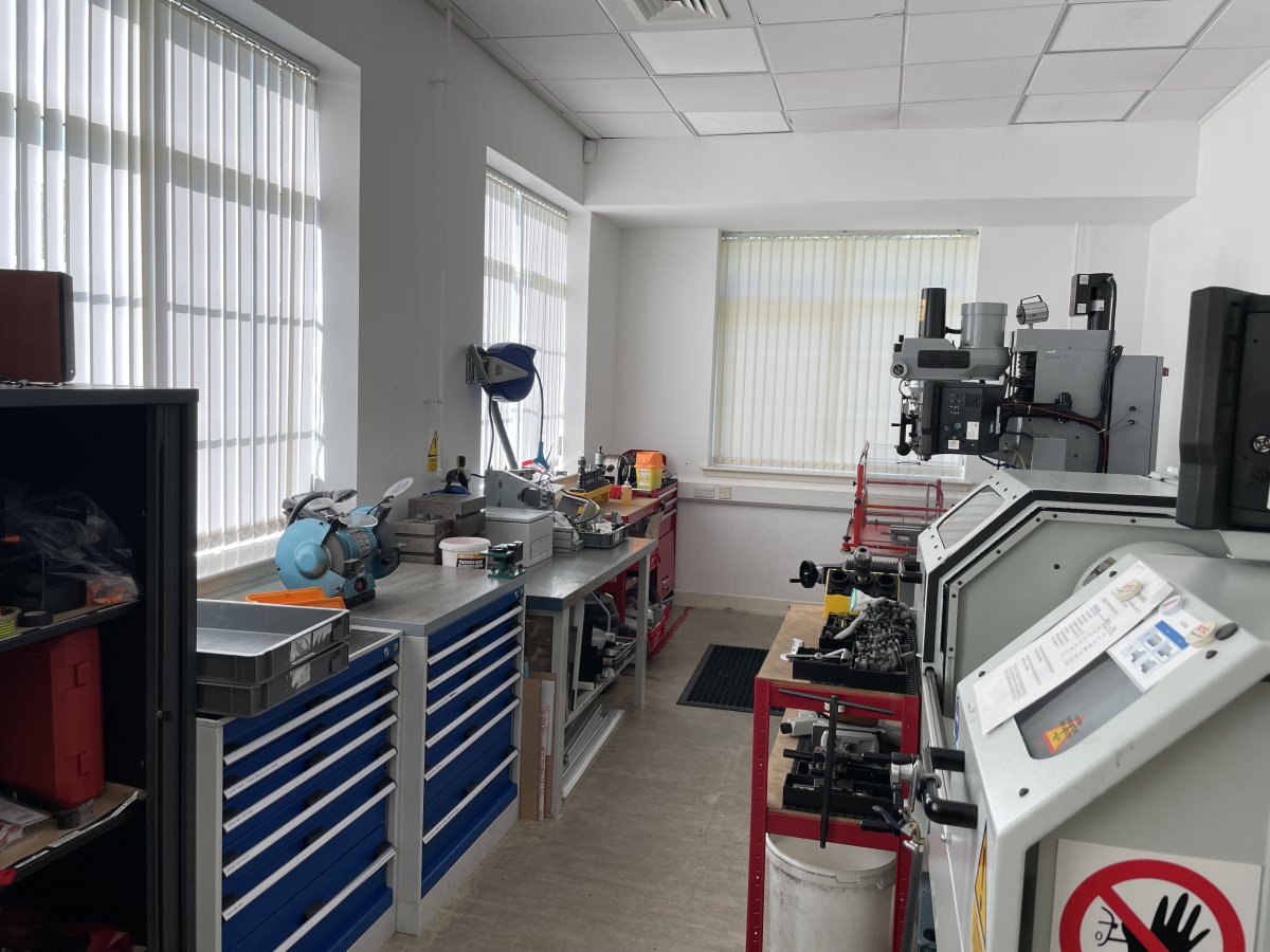 Office in Edinburgh - photo 2