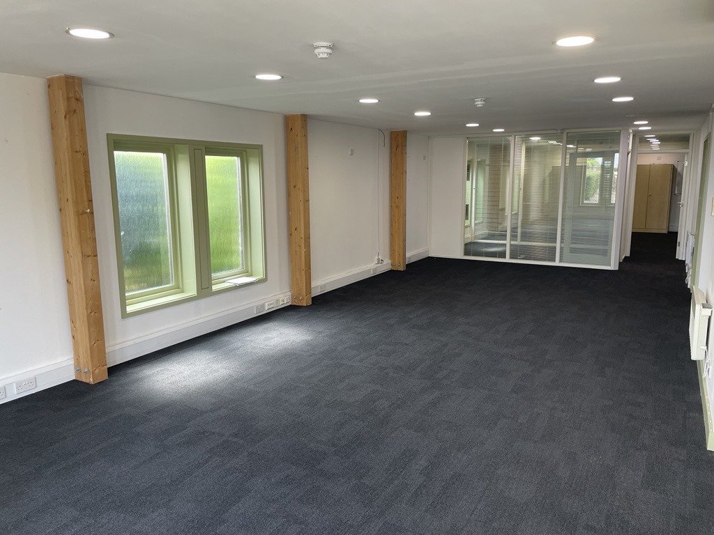 Office in Cambridge - photo 2