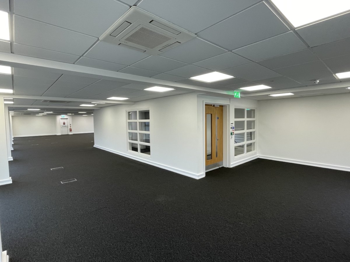 Office in Cambridge - photo 3