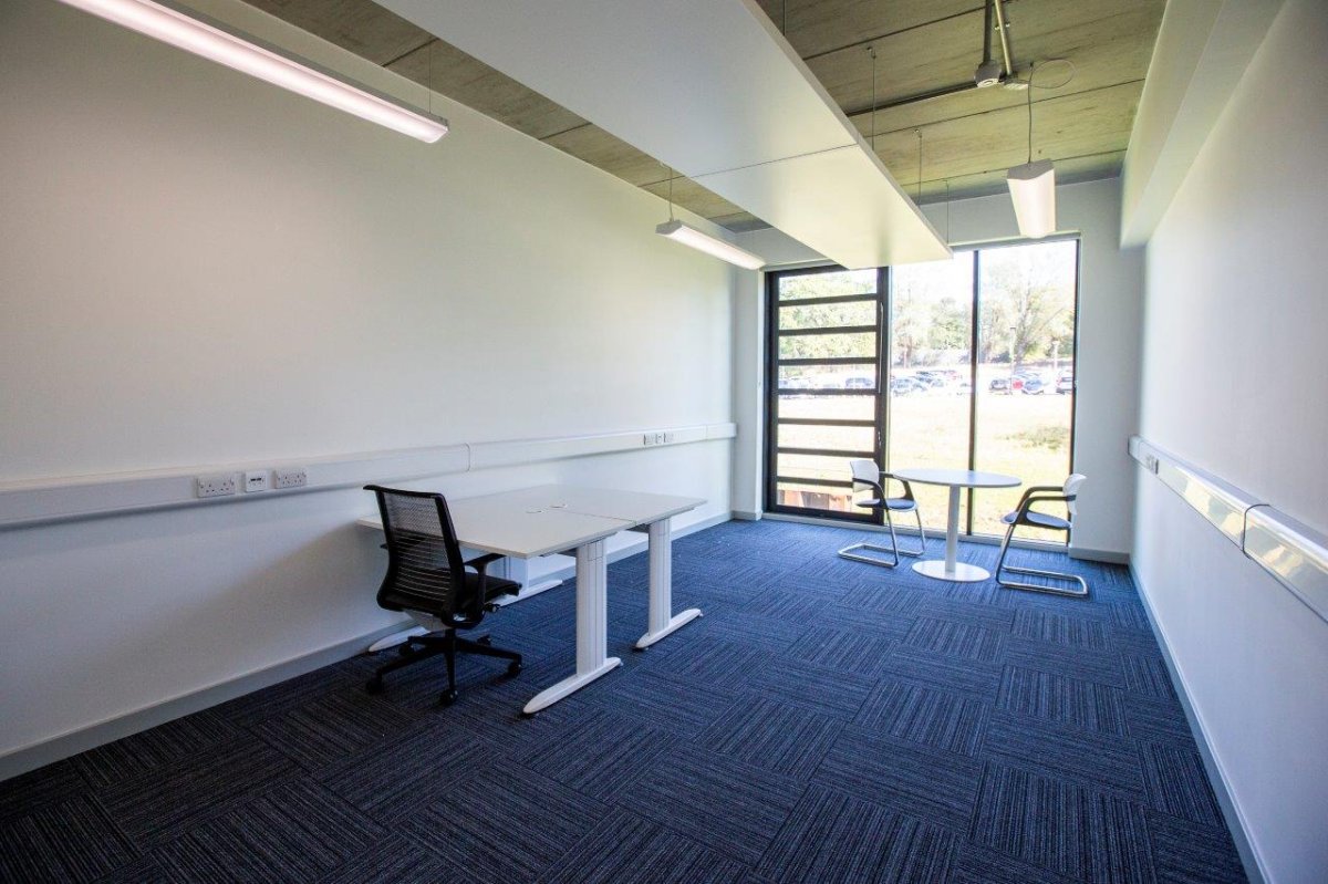 Office in Colchester - photo 4