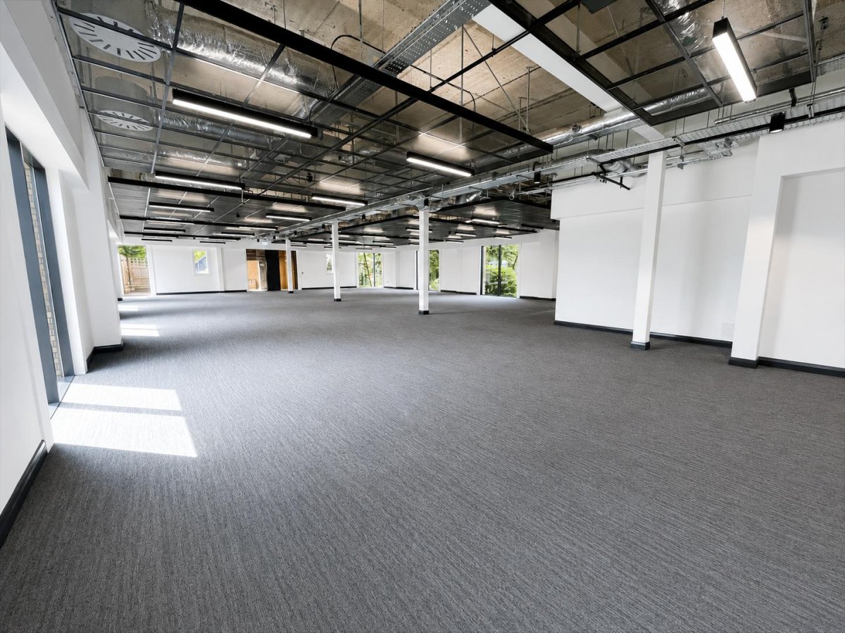 Office in Colchester - photo 4