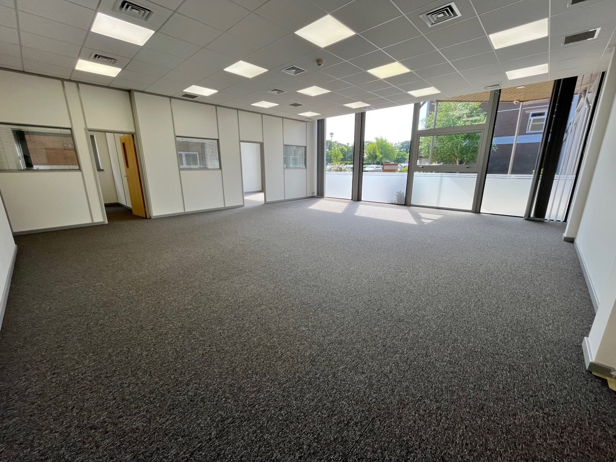 Office in Colchester - photo 2