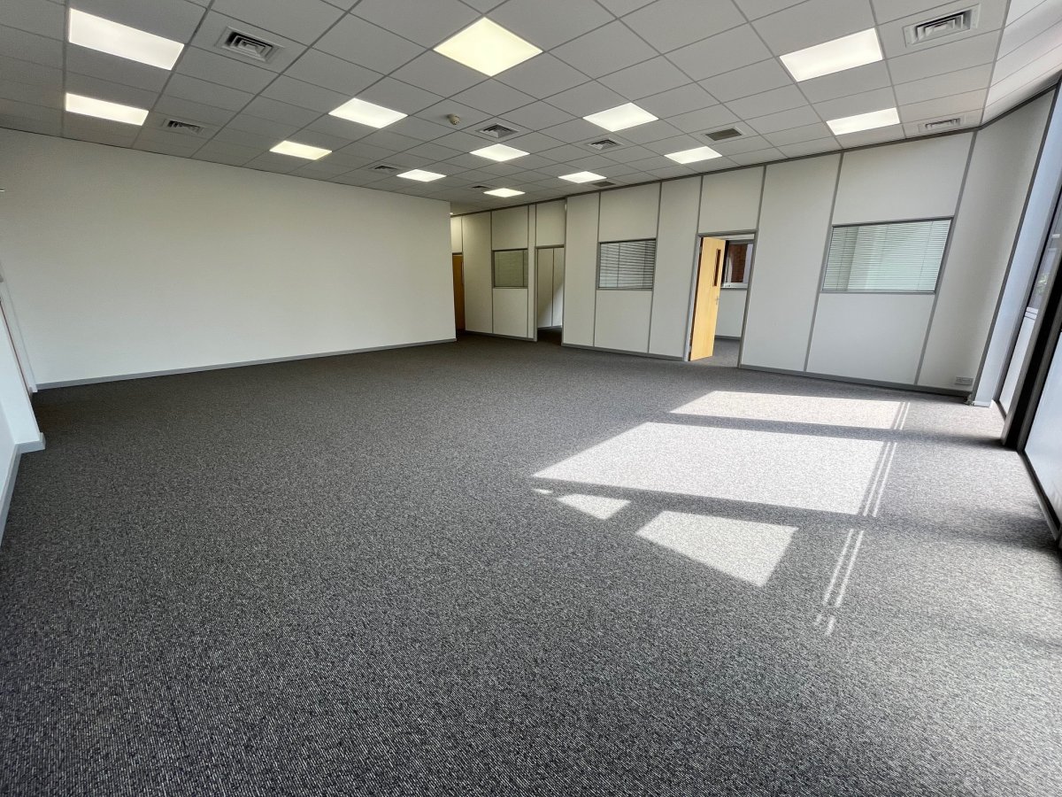 Office in Colchester - photo 3