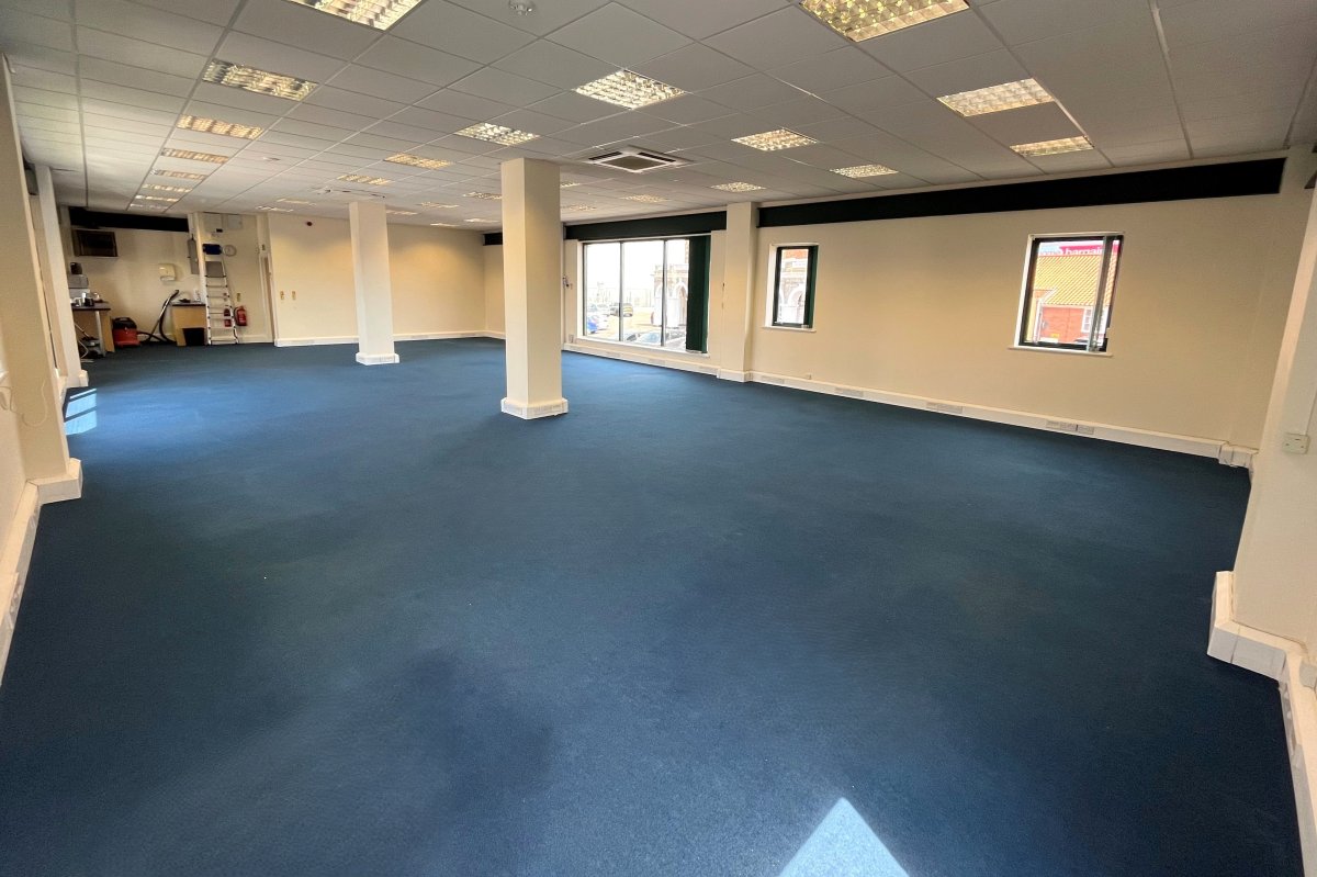 Office in Maldon - photo 2