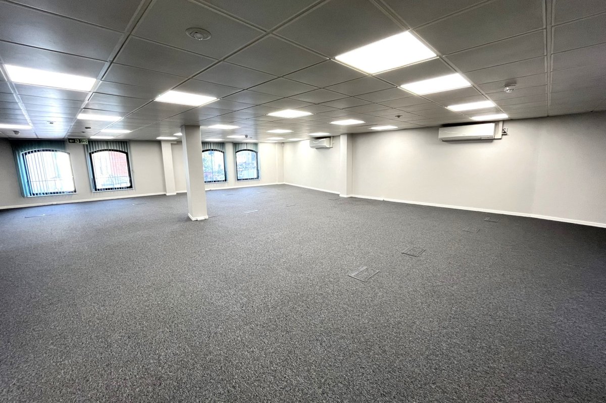 Office in Chelmsford - photo 2