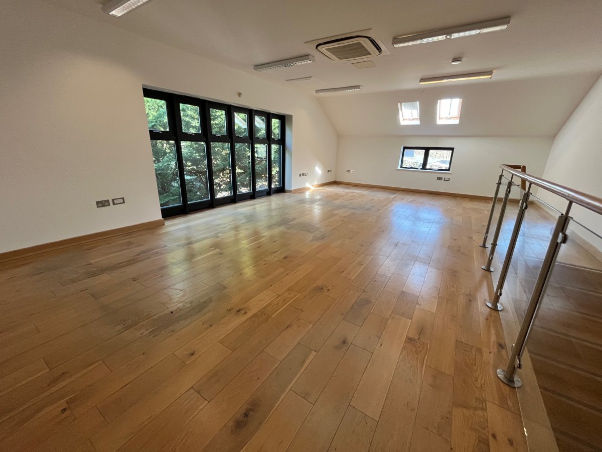 Office in Colchester - photo 3