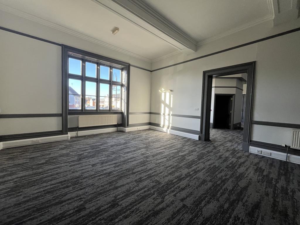 Office in Ipswich - photo 2