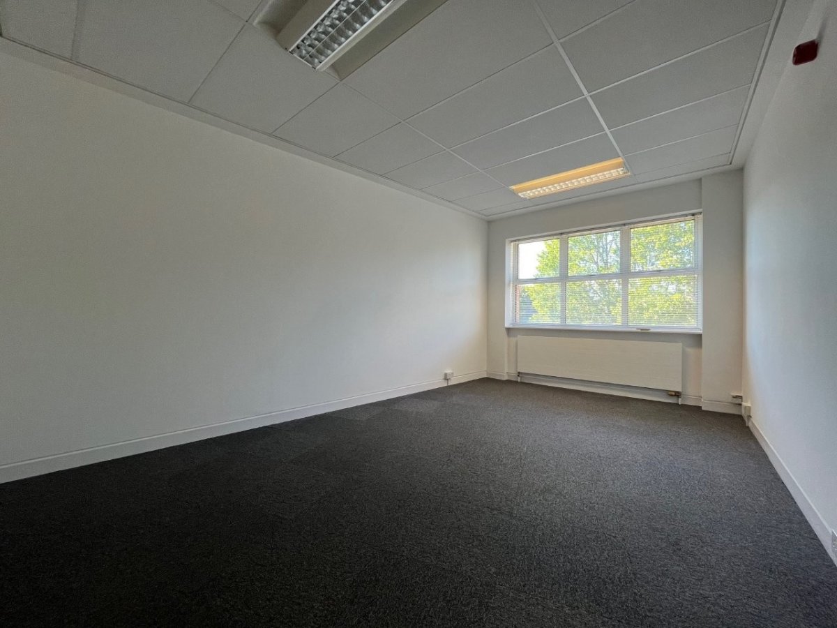 Office in Colchester - photo 4