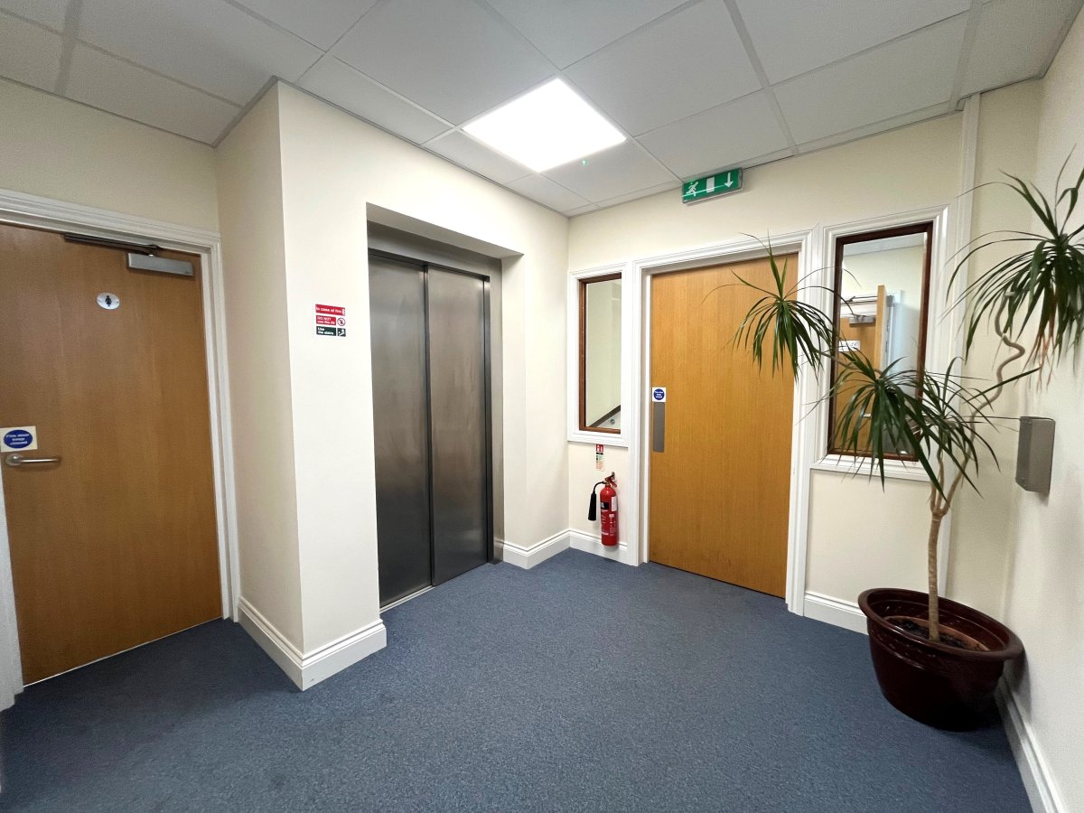 Office in Great Leighs - photo 3