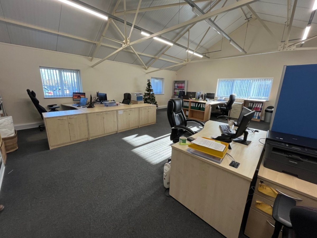 Office in Colchester - photo 2