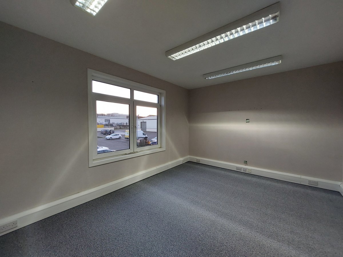 Office in Aberdeen - photo 3