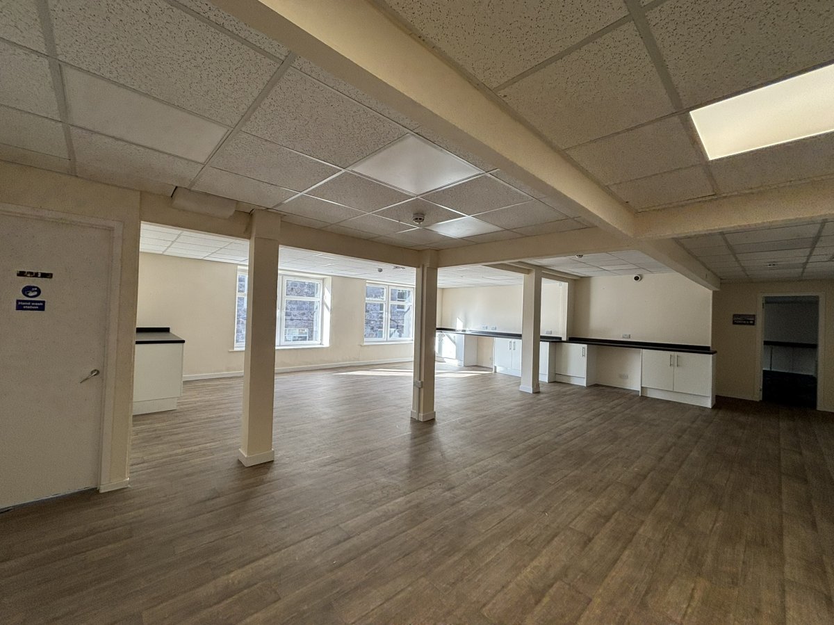 Office in Aberdeen - photo 4