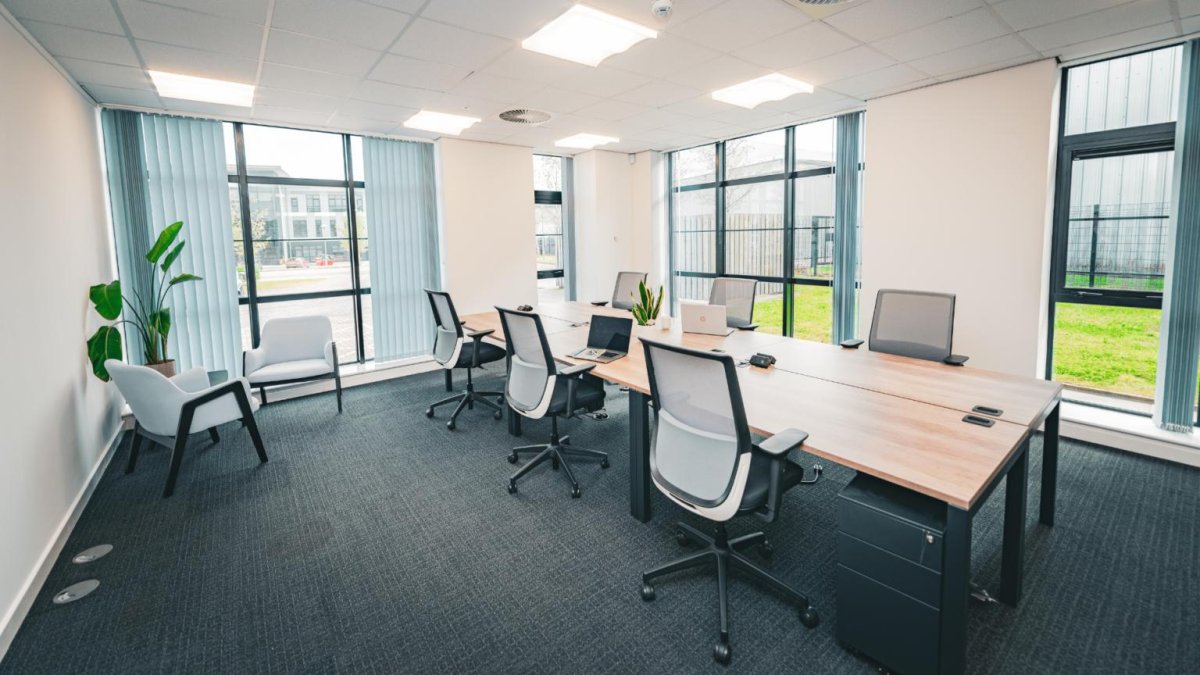 Office in Dyce - photo 2