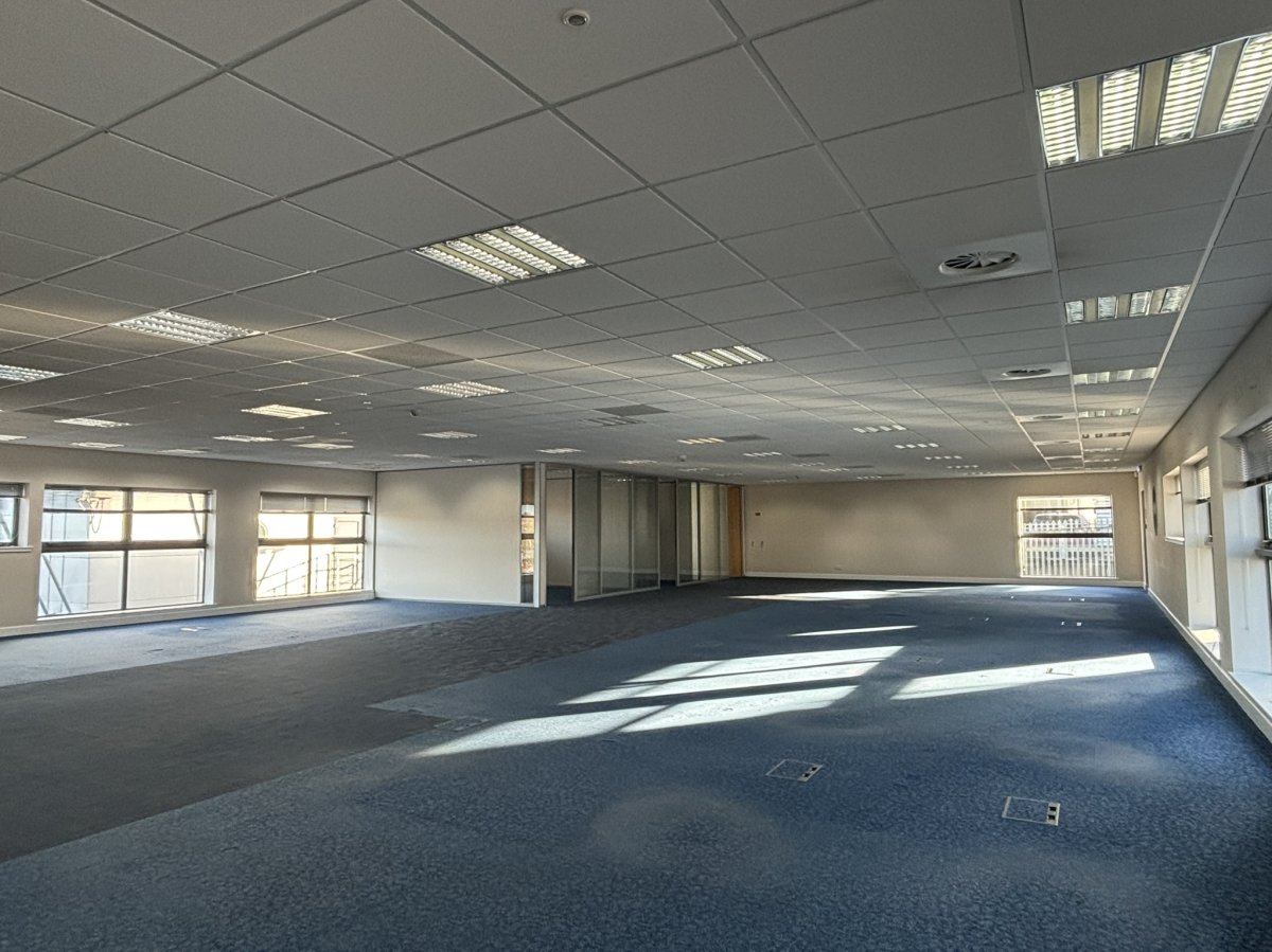 Office in West Tullos Industrial Estate - photo 4