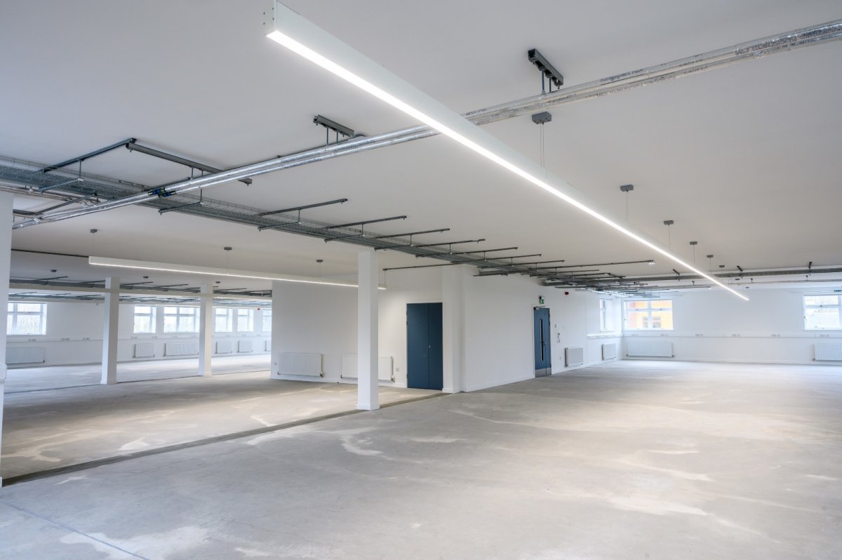 Office in Irvine - photo 2