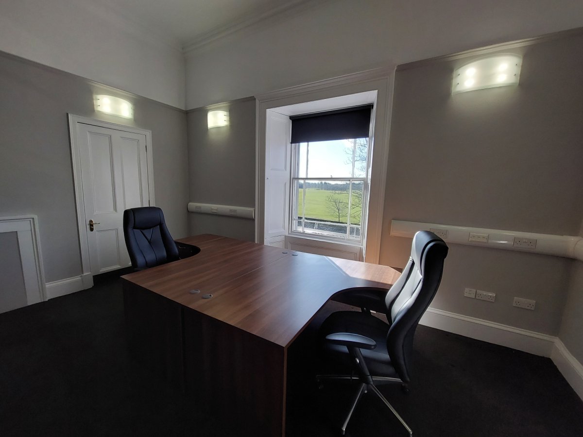 Office in Ayr - photo 2