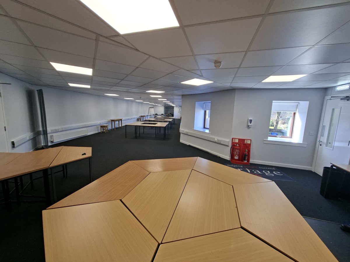 Office in Stirling - photo 3
