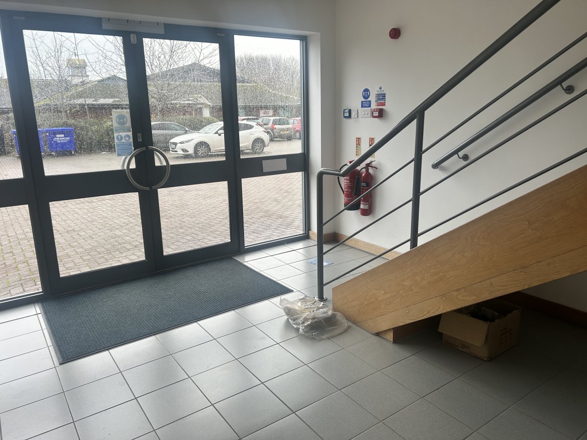Office in Quedgeley - photo 2