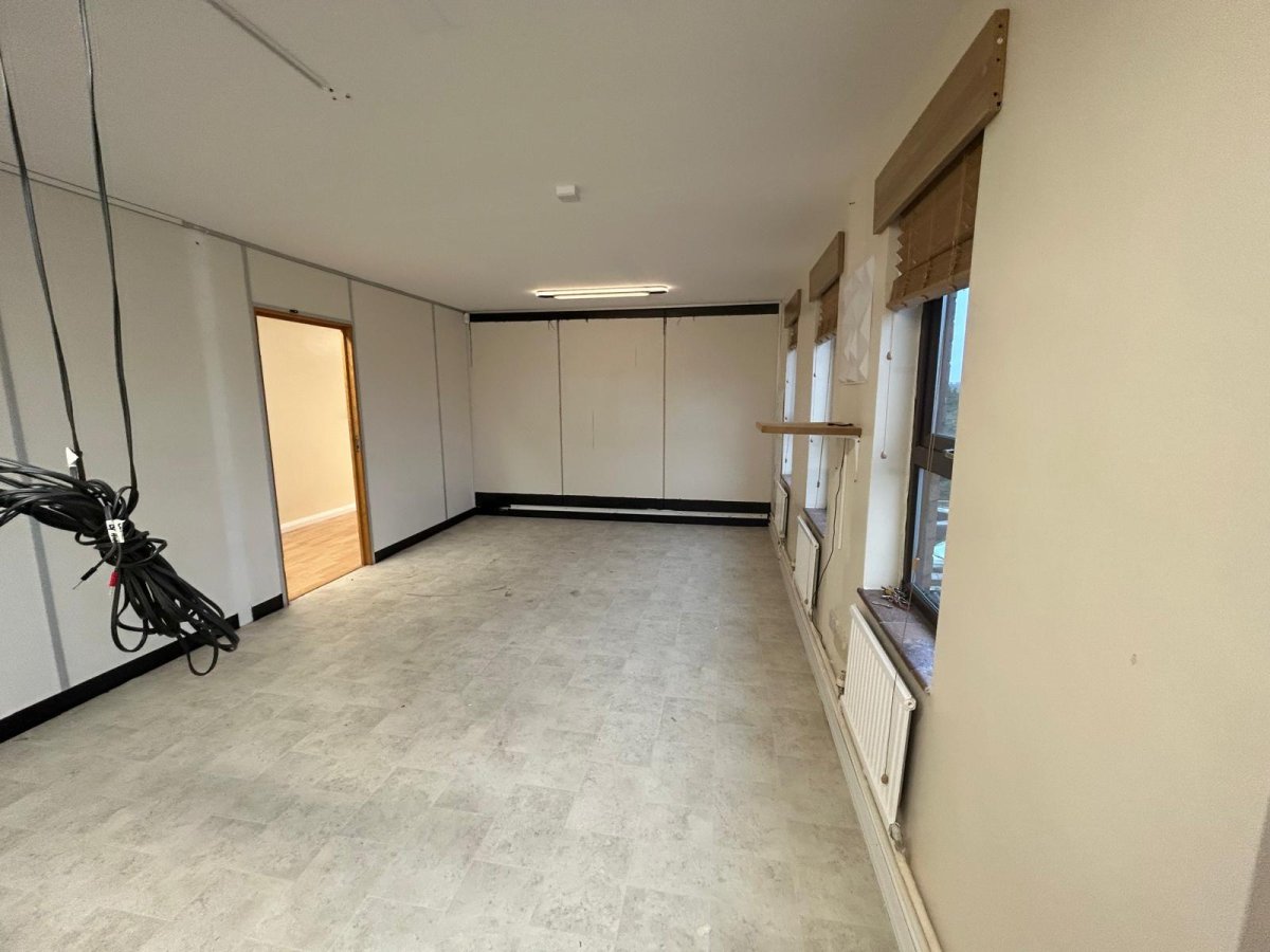 Office in Lutterworth - photo 3