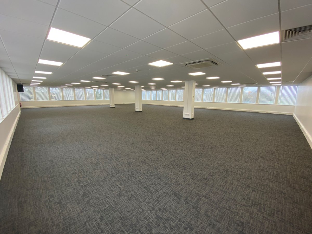 Office in Gloucester - photo 2