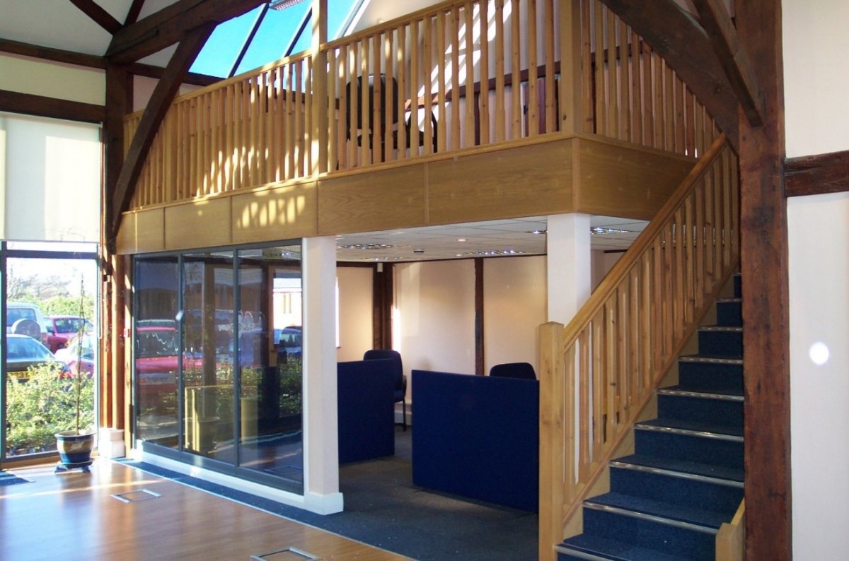 Office in Gloucester - photo 3