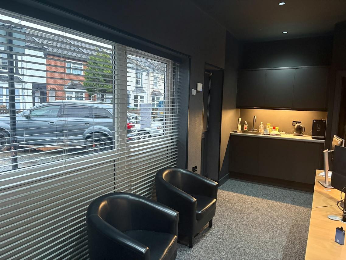 Office in Southampton - photo 2