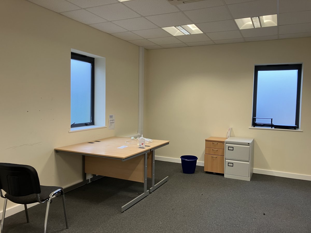Office in King's Lynn - photo 4