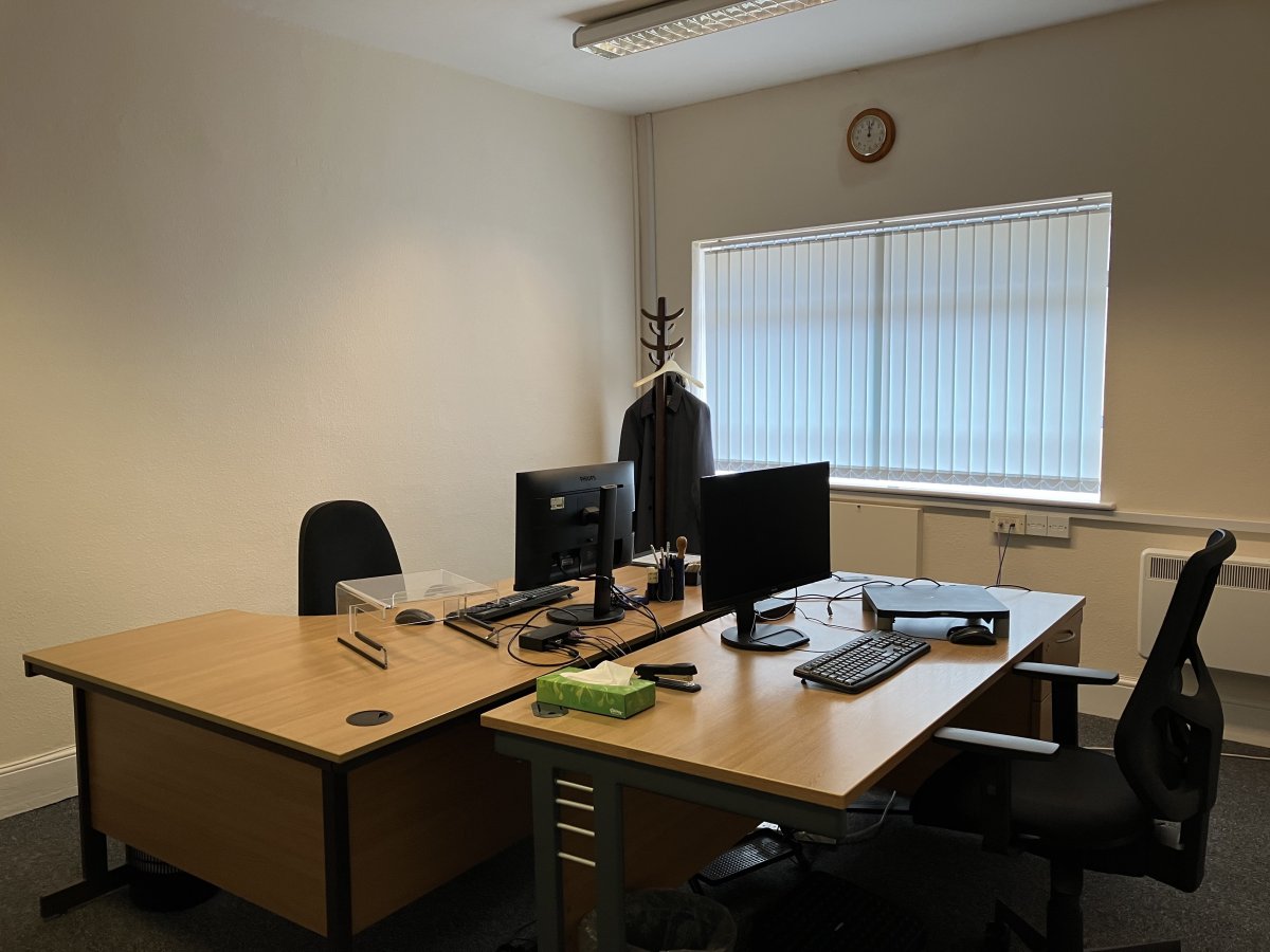 Office in King's Lynn - photo 3