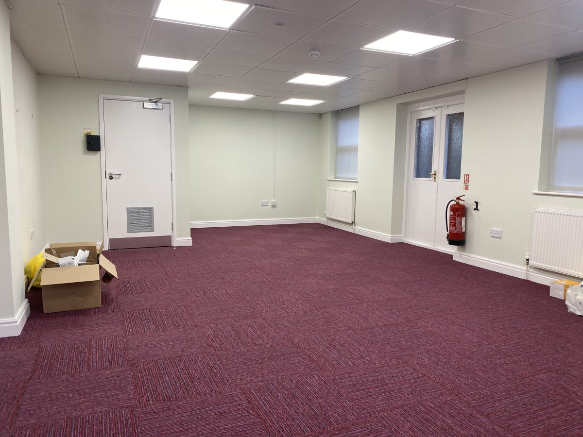 Office in Grantham - photo 4