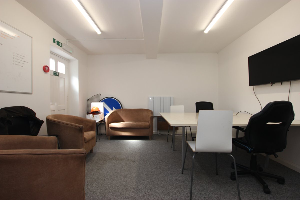 Office in Sleaford - photo 2
