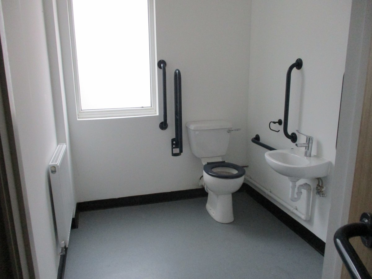 Office in Retford - photo 4