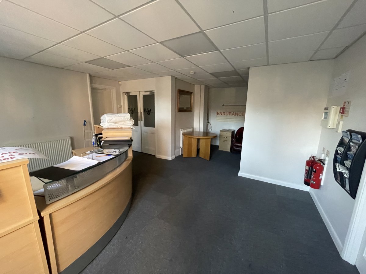 Office in Retford - photo 3