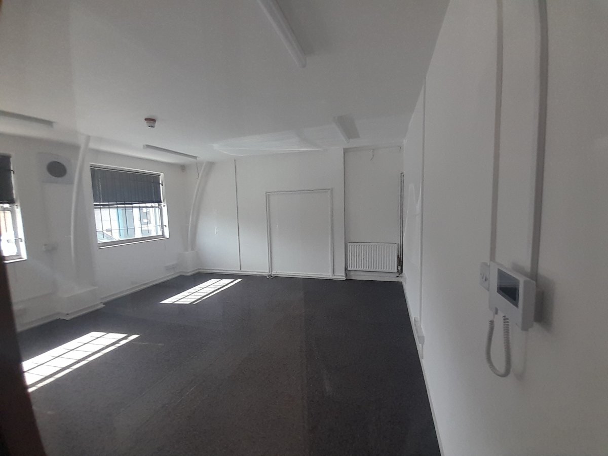 Office in Cambridge - photo 3