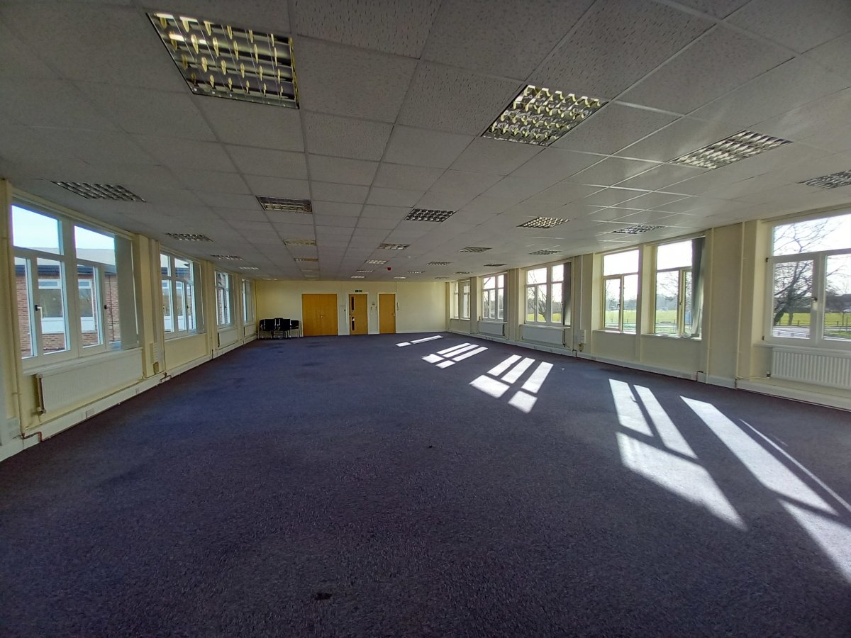 Office in Sawston - photo 3
