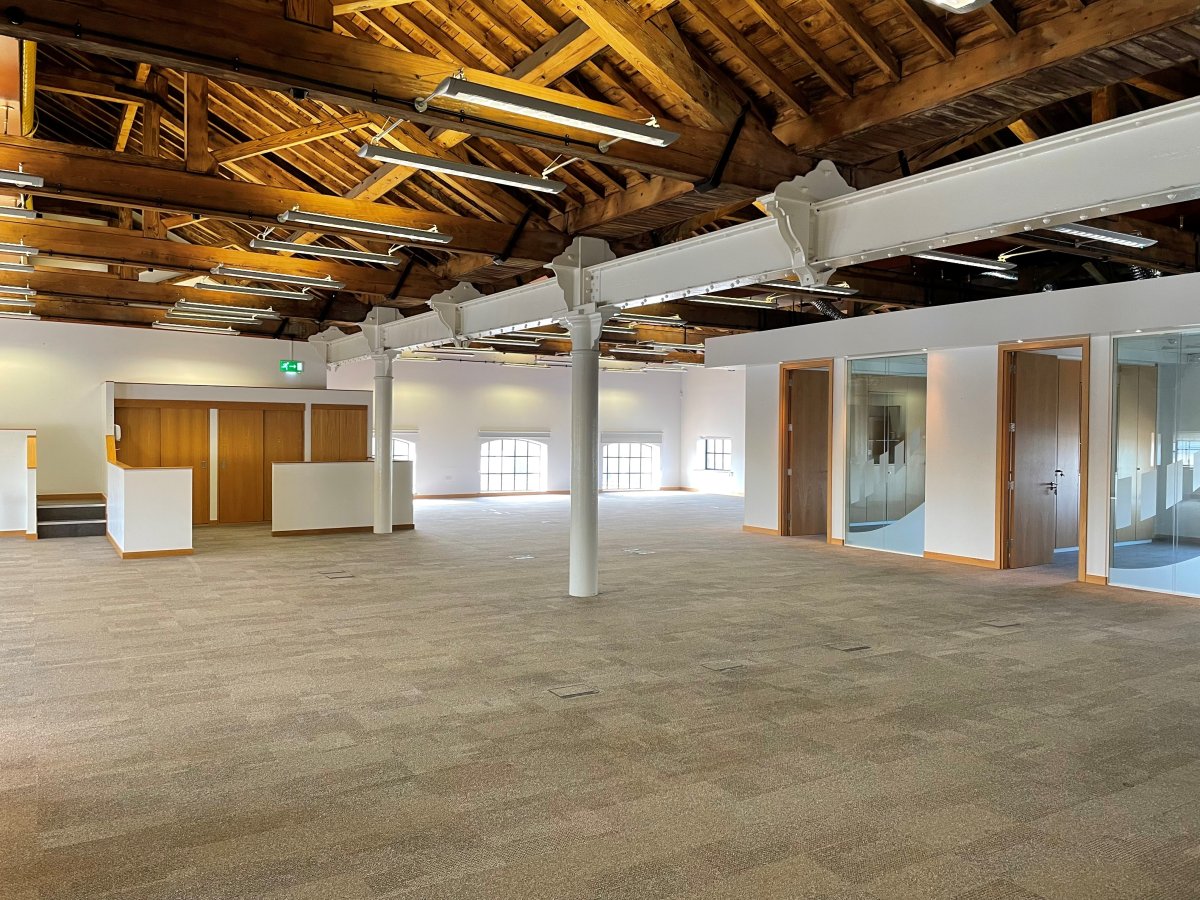 Office in Peterborough - photo 3
