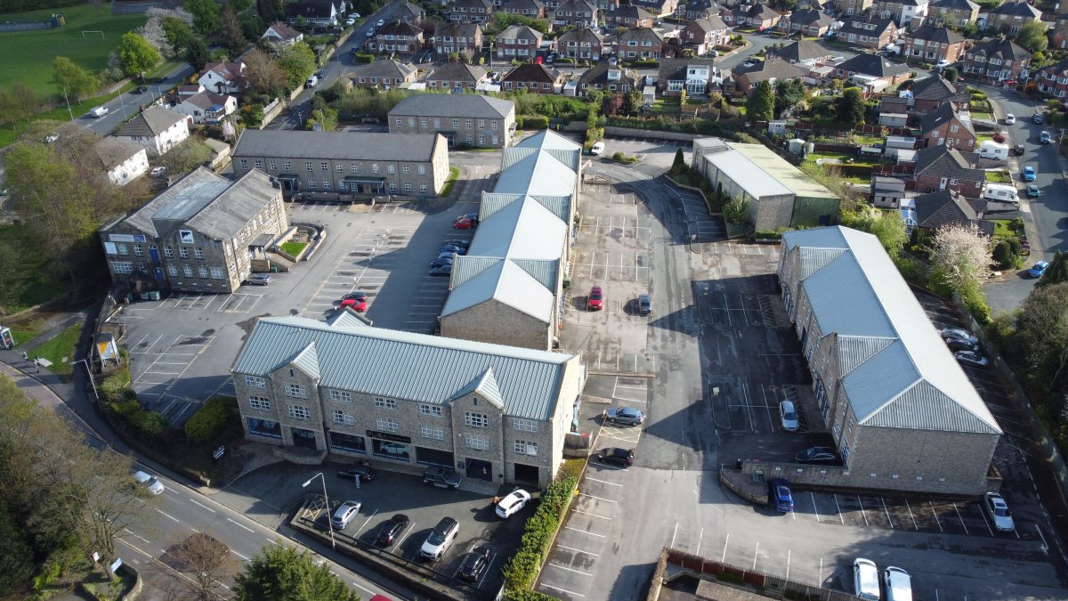 Office in Bingley - photo 2