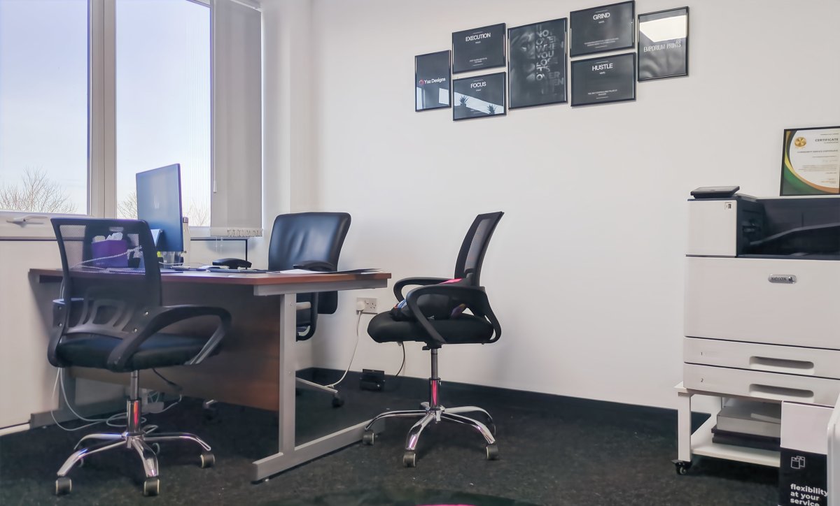 Office in Leeds - photo 3