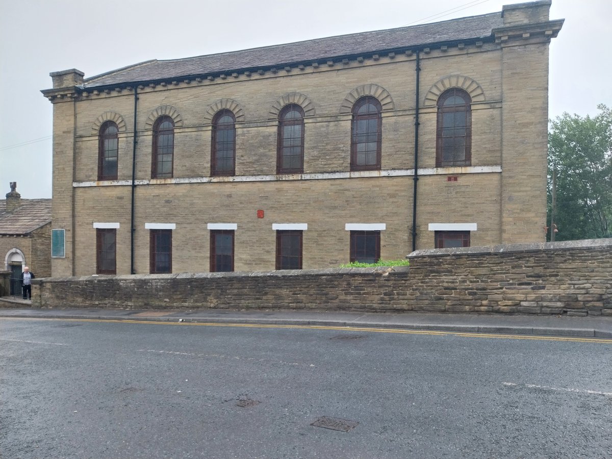 Office in Bradford - photo 4